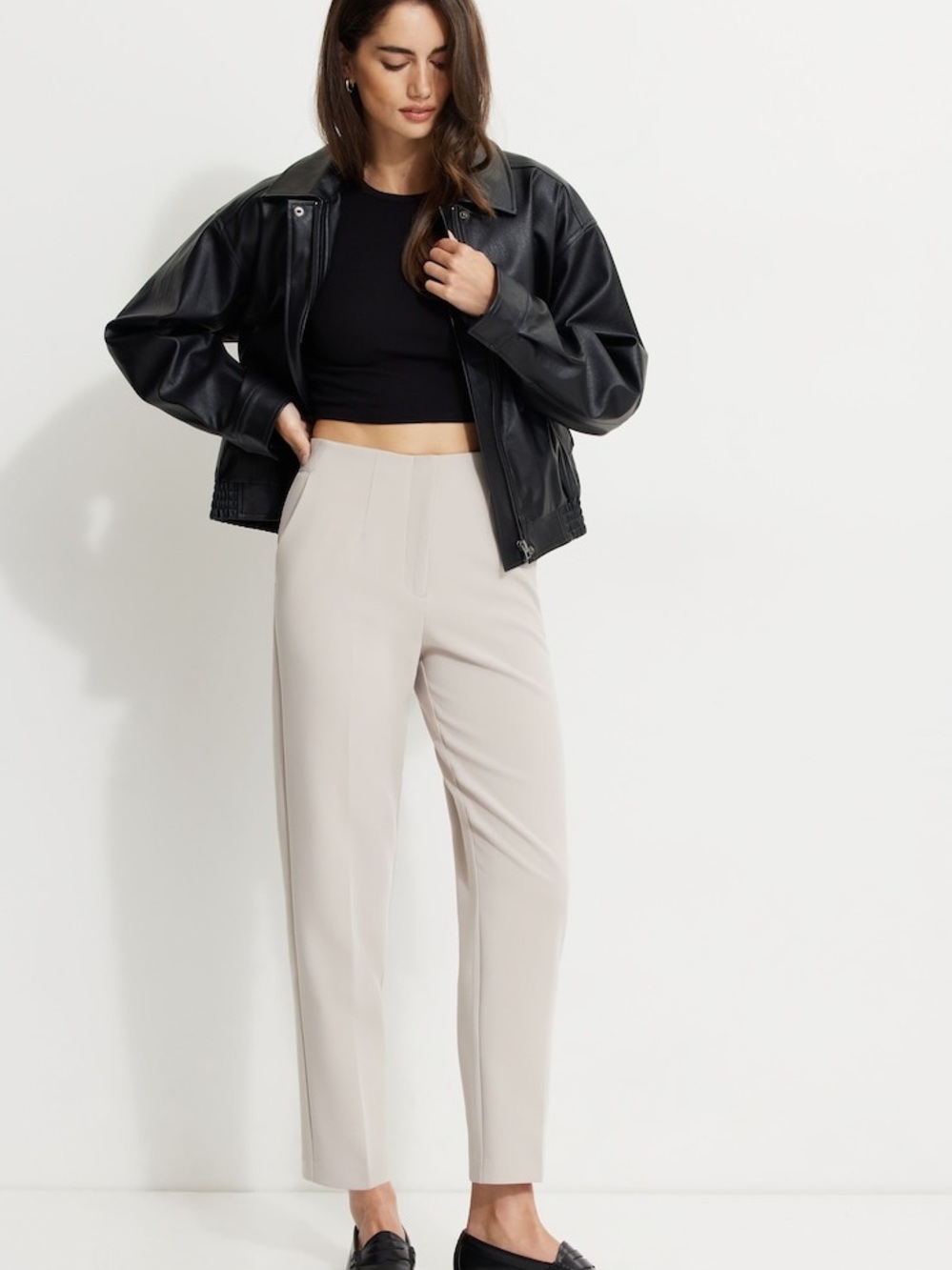 Dynamite High-Rise Straight Trousers in Light Beige